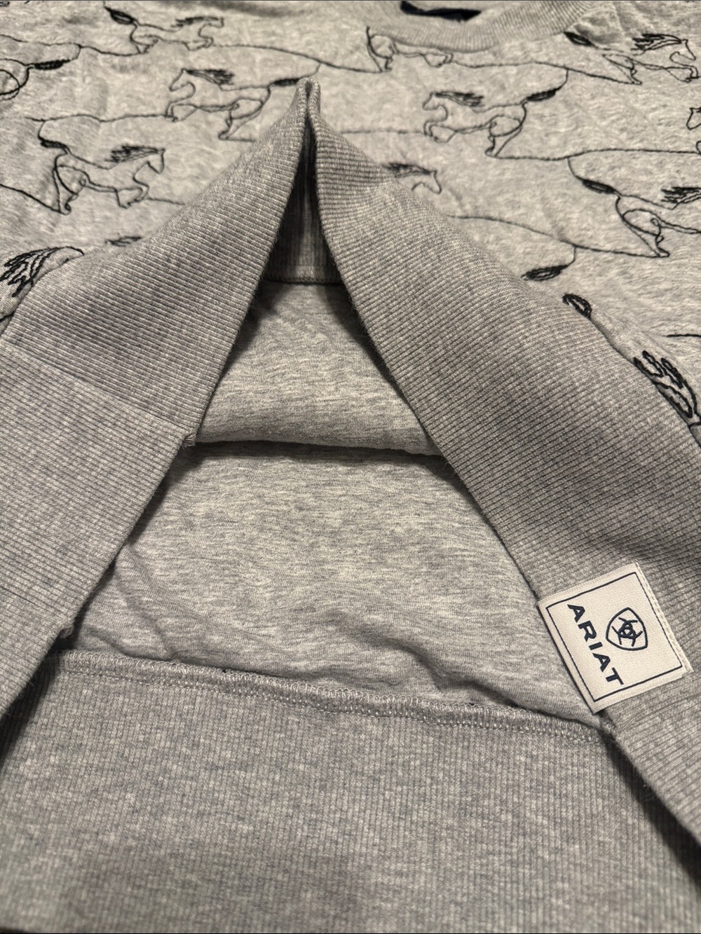 Ariat Light Gray Horse-Print Crewneck Sweatshirt - Picture 6 of 7